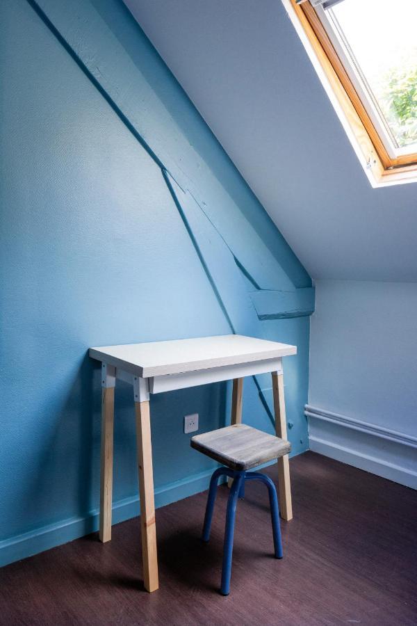 Auberge La Maison Montreau มงเทรย ภายนอก รูปภาพ
