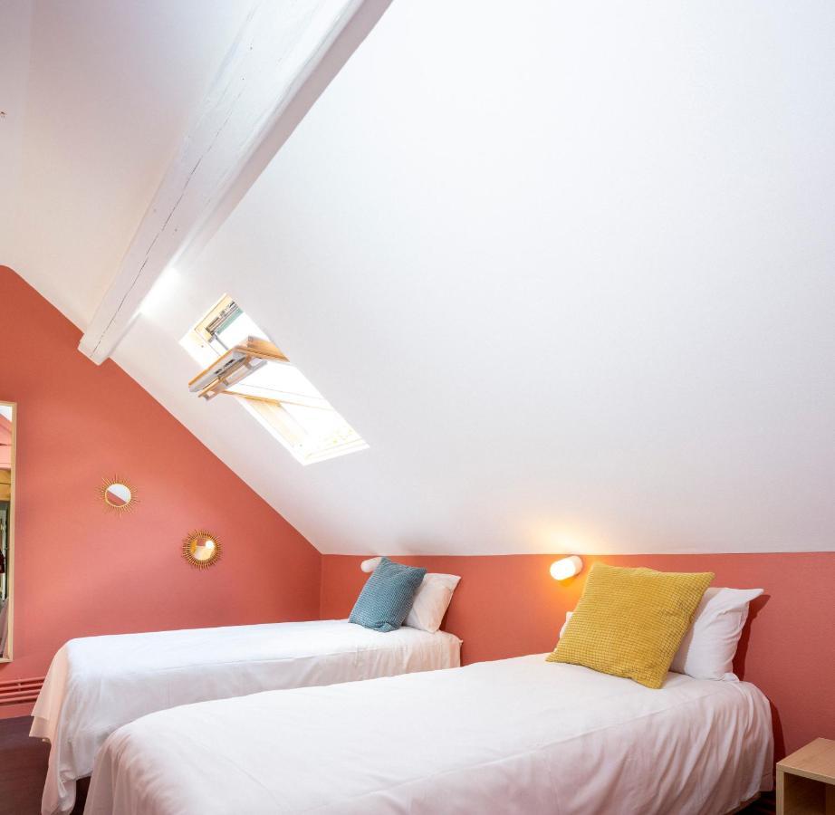 Auberge La Maison Montreau มงเทรย ภายนอก รูปภาพ