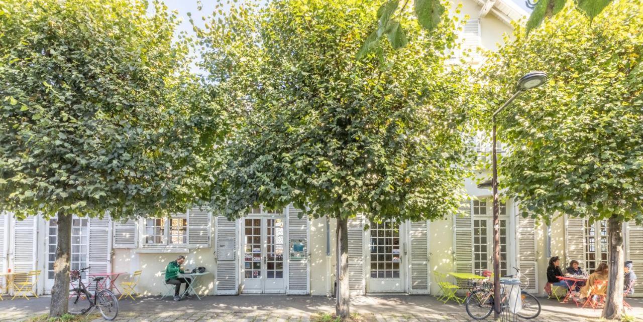 Auberge La Maison Montreau มงเทรย ภายนอก รูปภาพ